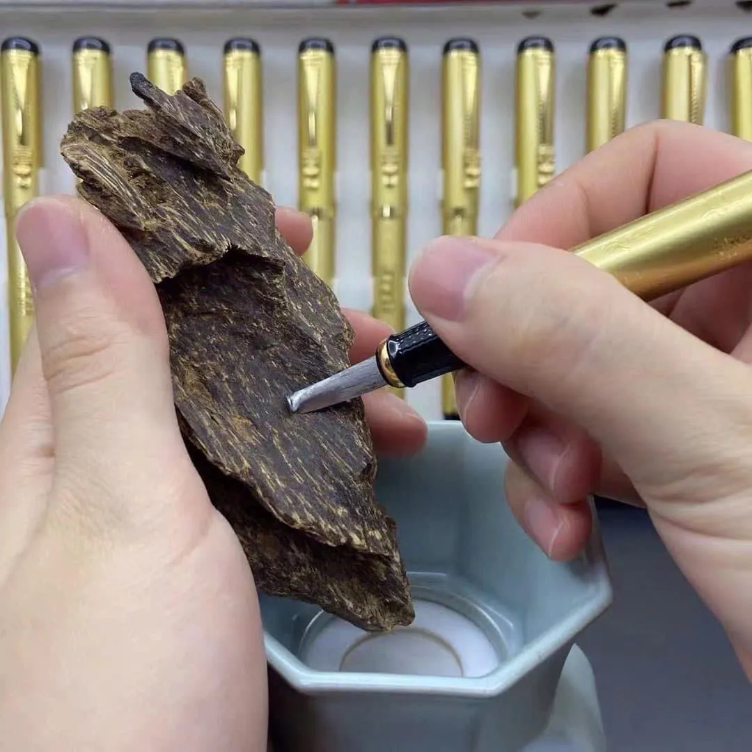 Agarwood Scraping Knife – Oud Cutting &amp; Cleaning Tool for Incense Preparation&nbsp;